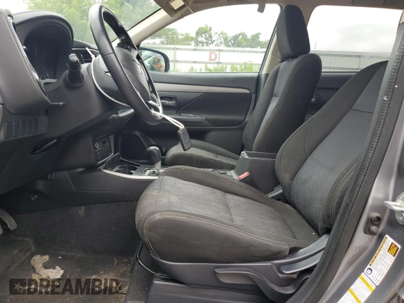 2017 Mitsubishi Outlander SE with VIN JA4AZ3A30HZ045252, listed as a Copart auction lot 63593705 with 121,497 mi miles and Clean title. Bid and sale history available at DreamBid. Image 7.