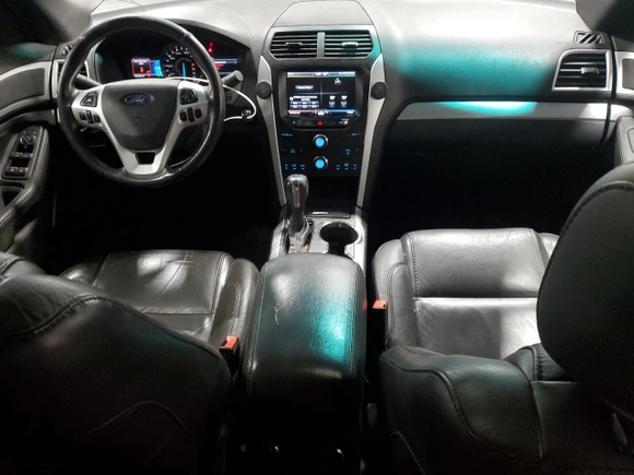 2015 Ford Explorer XLT with VIN 1FM5K8D87FGA95554, listed as a Copart auction lot 49404685 with 247,845 mi miles and Clean Title. Bid and sale history available at carsss.com. Image 8.
