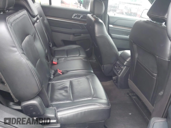 2016 Ford Explorer Limited with VIN 1FM5K8F84GGA27100, listed as a IAAI auction lot 40759591 with 179,703 mi miles. Bid and sale history available at carsss.com. Image 8.
