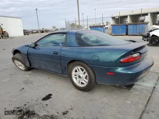 1996 Chevrolet Camaro Z28 with VIN 2G1FP22P3T2153186, listed as a Copart auction lot 78690694 with 260,178 mi miles and Salvage Title. Bid and sale history available at carsss.com. Image 2.
