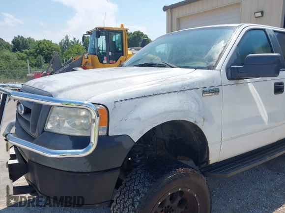 2008 Ford F-150 XL z VIN 1FTRW14W28FB47505, wystawiony jako IAAI lot #42657460 z przebiegiem 255 889 mil mil oraz . Historia ofert i sprzedaży dostępna na DreamBid. Obrazek 6.