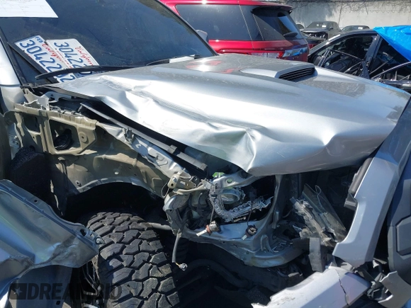 2017 Toyota Tacoma SR5 with VIN 3TMCZ5AN5HM074727, listed as a IAAI auction lot 41976419 with 102,600 mi miles. Bid and sale history available at carsss.com. Image 12.