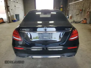 2017 Mercedes-Benz E 300 Luxury z VIN WDDZF4KB9HA215853, wystawiony jako Copart lot #60481375 z przebiegiem 99 900 mil mil oraz Szkoda całkowita • Salvage title. Historia ofert i sprzedaży dostępna na DreamBid. Obrazek 6.