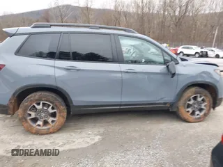 2022 Honda Passport TrailSport with VIN 5FNYF8H61NB018170, listed as a IAAI auction lot 41503190 with 21,469 mi miles and . Bid and sale history available at DreamBid. Image 13.