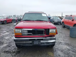 1994 Ford Explorer Eddie Bauer z VIN 1FMDU34XXRUE69130, wystawiony jako IAAI lot #41594121 z przebiegiem 146 118 mil mil oraz . Historia ofert i sprzedaży dostępna na DreamBid. Obrazek 13.