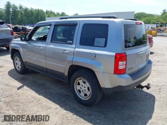 2015 Jeep Patriot Sport z VIN 1C4NJRBB7FD357909, wystawiony jako IAAI lot #42478547 z przebiegiem 141 708 mil mil oraz . Historia ofert i sprzedaży dostępna na DreamBid. Obrazek 3.
