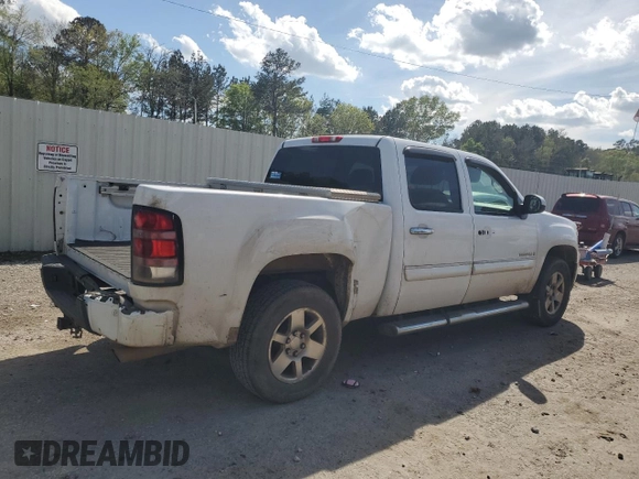 2008 GMC Sierra Denali z VIN 2GTEK638X81298237, wystawiony jako Copart lot #49724185 z przebiegiem 195 630 mil mil oraz Szkoda całkowita • Salvage title. Historia ofert i sprzedaży dostępna na DreamBid. Obrazek 3.