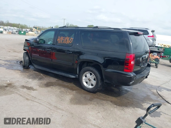 2011 Chevrolet Suburban LT z VIN 1GNSKJE36BR316939, wystawiony jako IAAI lot #41958960 z przebiegiem 199 602 mil mil oraz . Historia ofert i sprzedaży dostępna na DreamBid. Obrazek 3.
