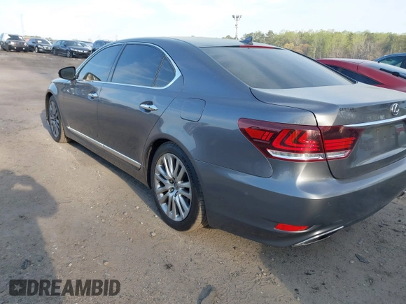 2013 Lexus LS 460 L with VIN JTHGL1EF8D5050029, listed as a IAAI auction lot 41891150 with 202,315 mi miles. Bid and sale history available at carsss.com. Image 3.