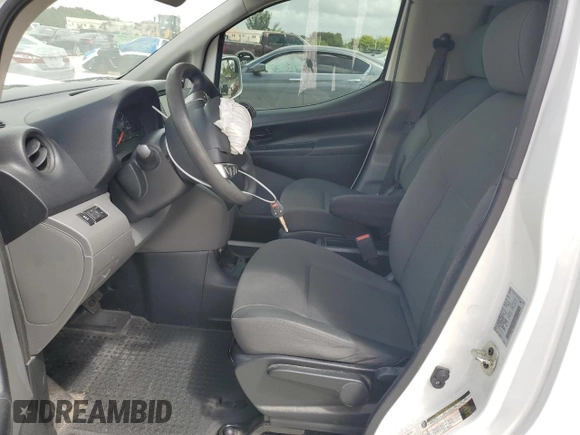 2020 Nissan NV200 S z VIN 3N6CM0KN0LK708916, wystawiony jako Copart lot #51534815 z przebiegiem 72 689 mil mil oraz Nie do naprawy • Non repairable. Historia ofert i sprzedaży dostępna na DreamBid. Obrazek 7.