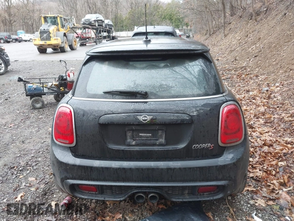 2019 MINI Hardtop Cooper S z VIN WMWXP7C54K2A53043, wystawiony jako IAAI lot #41794566 z przebiegiem 42 278 mil mil oraz . Historia ofert i sprzedaży dostępna na DreamBid. Obrazek 17.
