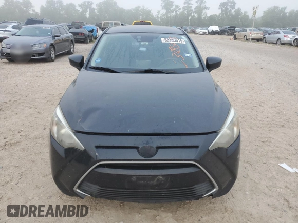 2016 Scion iA z VIN 3MYDLBZV8GY100948, wystawiony jako Copart lot #53285015 z przebiegiem 192 027 mil mil oraz Szkoda całkowita • Salvage title. Historia ofert i sprzedaży dostępna na DreamBid. Obrazek 5.