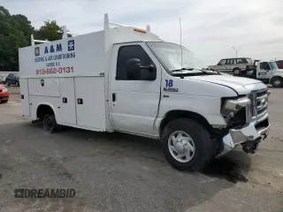 2016 Ford Econoline Commercial with VIN 1FDWE3FL9GDC39852, listed as a Copart auction lot 71083264 with 113,128 mi miles and Salvage Title. Bid and sale history available at carsss.com. Image 4.