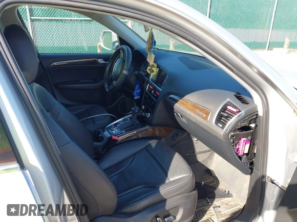 2013 Audi Q5 Premium Plus with VIN WA1LFAFP1DA085057, listed as a IAAI auction lot 41959939 with 204,931 mi miles and . Bid and sale history available at DreamBid. Image 5.
