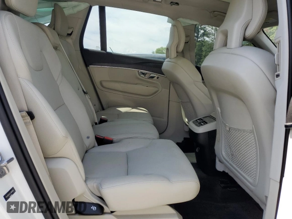 2020 Volvo XC90 Momentum with VIN YV4102CK3L1601640, listed as a Copart auction lot 62258314 with 54,343 mi miles and Clean Title. Bid and sale history available at carsss.com. Image 10.