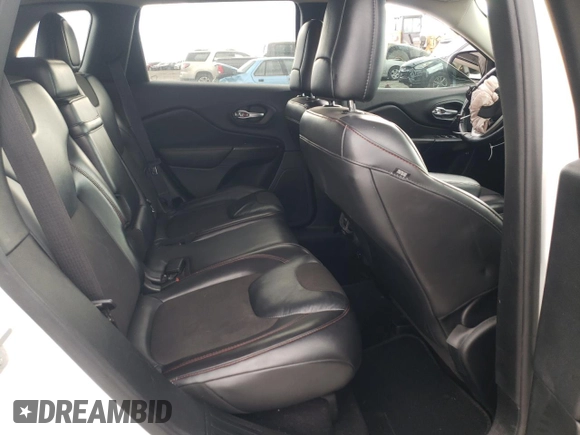 2017 Jeep Cherokee Trailhawk L Plus with VIN 1C4PJMBB7HW500120, listed as a Copart auction lot 84458794 with 157,311 mi miles and Salvage Title. Bid and sale history available at carsss.com. Image 11.