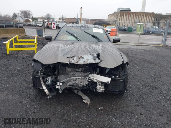 2023 BMW 4 Series z VIN WBS63AZ00PCL29096, wystawiony jako IAAI lot #41944007 z przebiegiem 2 988 mil mil oraz . Historia ofert i sprzedaży dostępna na DreamBid. Obrazek 6.