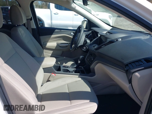 2017 Ford Escape SE with VIN 1FMCU0GD1HUA87904, listed as a IAAI auction lot 41790108 with 103,656 mi miles. Bid and sale history available at carsss.com. Image 5.
