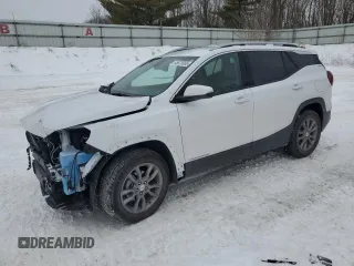 2024 GMC Terrain SLT z VIN 3GKALVEG5RL384862, wystawiony jako Copart lot #45870005 z przebiegiem 2 812 mil mil oraz Nie do naprawy • Non repairable. Historia ofert i sprzedaży dostępna na DreamBid. Obrazek 1.