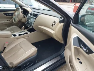 2016 Nissan Altima 2.5 SL with VIN 1N4AL3AP9GC269752, listed as a IAAI auction lot 41550006 with 164,240 mi miles. Bid and sale history available at carsss.com. Image 5.