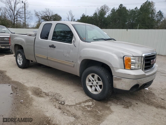 2007 GMC Sierra 1500 SLE1 with VIN 2GTEC19CX71645950, listed as a Copart auction lot 88127095 with 228,918 mi miles and Salvage Title. Bid and sale history available at carsss.com. Image 4.