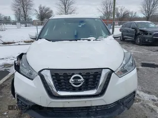 2019 Nissan Kicks S with VIN 3N1CP5CU0KL542096, listed as a IAAI auction lot 41390268 with 115,861 mi miles and . Bid and sale history available at carsss.com. Image 12.