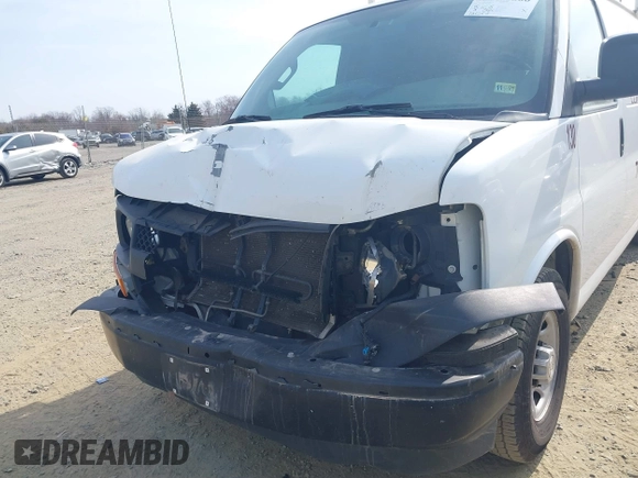 2017 Chevrolet Express Cargo Van with VIN 1GCZGHFG5H1349912, listed as a IAAI auction lot 41638800 with 126,262 mi miles. Bid and sale history available at carsss.com. Image 6.