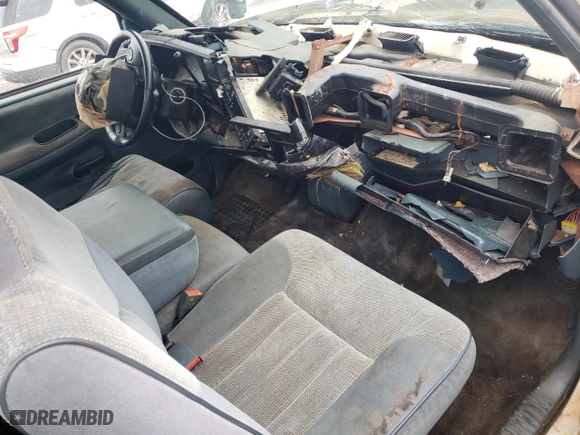 1996 Dodge Ram 1500 with VIN 1B7HC16Y0TJ144353, listed as a Copart auction lot 89258035 with 226,160 mi miles and Salvage Title. Bid and sale history available at carsss.com. Image 8.