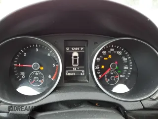 2014 Volkswagen Jetta TDI w/Sunroof z VIN 3VWPL7AJ7EM612140, wystawiony jako Copart lot #56905735 z przebiegiem 149 673 mil mil oraz Szkoda całkowita • Salvage title. Historia ofert i sprzedaży dostępna na DreamBid. Obrazek 9.