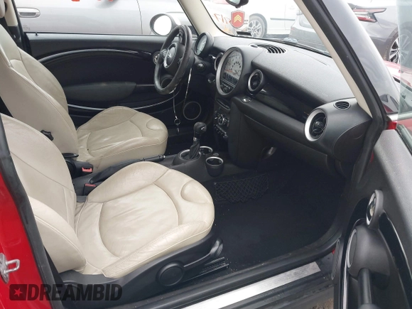 2012 MINI Hardtop with VIN WMWSU3C56CT540717, listed as a IAAI auction lot 41473583 with 103,245 mi miles and . Bid and sale history available at DreamBid. Image 5.
