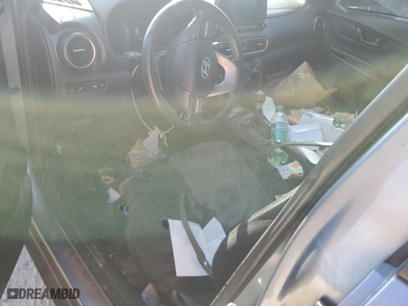 2020 Hyundai Kona SEL with VIN KM8K22AA1LU430618, listed as a Copart auction lot 43432655 with 101,674 mi miles and Salvage Title. Bid and sale history available at carsss.com. Image 8.