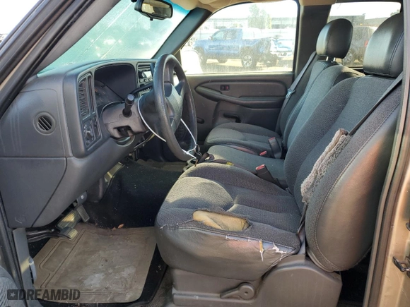 2003 Chevrolet Silverado 1500 Work Truck with VIN 2GCEC19X431123182, listed as a Copart auction lot 82478094 with 134,893 mi miles and Salvage Title. Bid and sale history available at carsss.com. Image 7.