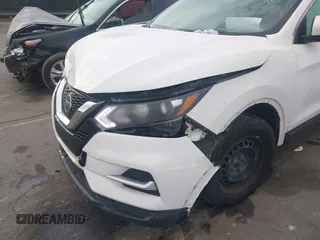 2020 Nissan Rogue Sport SV with VIN JN1BJ1CV4LW274602, listed as a IAAI auction lot 40889439 with 127,579 mi miles. Bid and sale history available at carsss.com. Image 17.