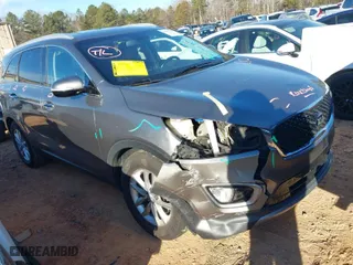2016 Kia Sorento EX with VIN 5XYPH4A52GG099322, listed as a IAAI auction lot 41457377 with 162,342 mi miles. Bid and sale history available at carsss.com. Image 1.