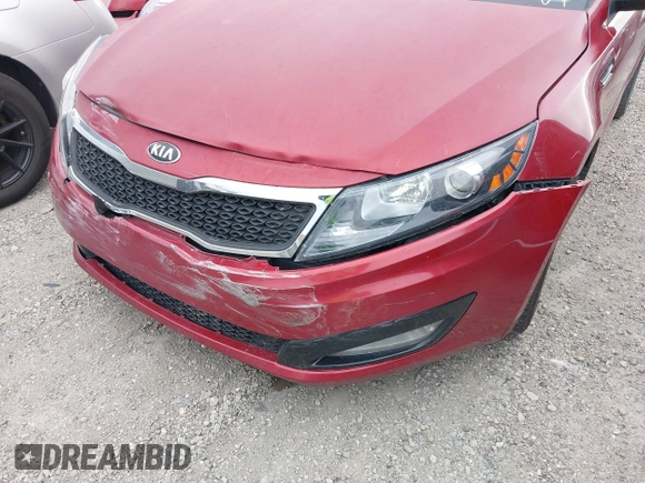 2013 Kia Optima EX z VIN 5XXGN4A74DG110086, wystawiony jako IAAI lot #40963304 z przebiegiem 137 377 mil mil oraz . Historia ofert i sprzedaży dostępna na DreamBid. Obrazek 6.