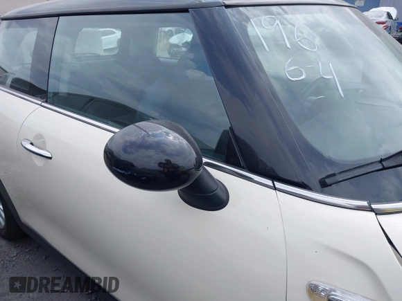 2015 MINI Hardtop S z VIN WMWXP7C55F2A39819, wystawiony jako IAAI lot #42338717 z przebiegiem 64 961 mil mil oraz . Historia ofert i sprzedaży dostępna na DreamBid. Obrazek 13.
