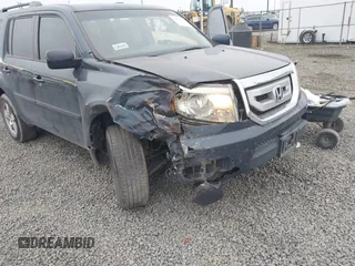 2011 Honda Pilot EX with VIN 5FNYF4H41BB004997, listed as a IAAI auction lot 40505560 with 141,487 mi miles. Bid and sale history available at carsss.com. Image 6.