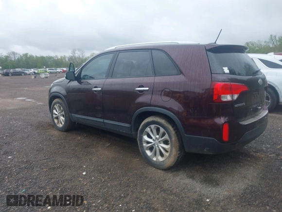 2015 Kia Sorento EX with VIN 5XYKU4A73FG564177, listed as a IAAI auction lot 42214479 with 133,093 mi miles and . Bid and sale history available at carsss.com. Image 3.