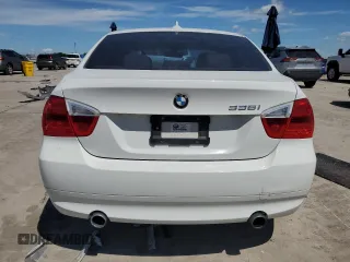 2008 BMW 3 Series 335i z VIN WBAVB73538KY63713, wystawiony jako Copart lot #56179545 z przebiegiem 82 967 mil mil oraz Szkoda całkowita • Salvage title. Historia ofert i sprzedaży dostępna na DreamBid. Obrazek 6.