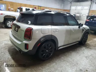2021 MINI Countryman Cooper S with VIN WMZ83BR09M3M48203, listed as a Copart auction lot 41382705 with 60,844 mi miles and Salvage title. Bid and sale history available at DreamBid. Image 3.