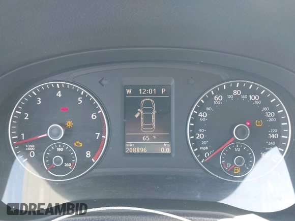 2012 Volkswagen Passat SE z VIN 1VWBP7A36CC068499, wystawiony jako IAAI lot #41932731 z przebiegiem 208 896 mil mil oraz . Historia ofert i sprzedaży dostępna na DreamBid. Obrazek 7.