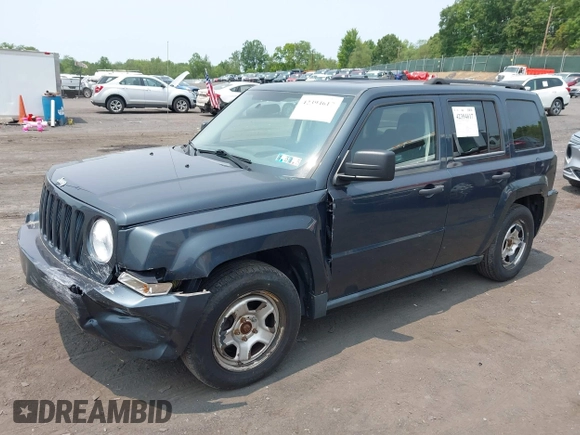 2008 Jeep Patriot Sport with VIN 1J8FF28W48D588723, listed as a IAAI auction lot 42394617 with 112,266 mi miles and . Bid and sale history available at DreamBid. Image 2.