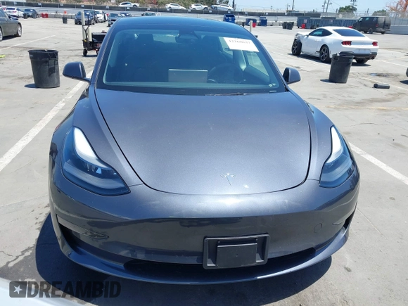 2023 Tesla Model 3 z VIN 5YJ3E1EA6PF694419, wystawiony jako IAAI lot #42268637 z przebiegiem 17 419 mil mil oraz . Historia ofert i sprzedaży dostępna na DreamBid. Obrazek 12.