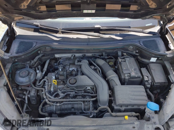 2022 Volkswagen Taos SE z VIN 3VVRX7B2XNM040120, wystawiony jako IAAI lot #41858923 z przebiegiem 35 341 mil mil oraz . Historia ofert i sprzedaży dostępna na DreamBid. Obrazek 10.