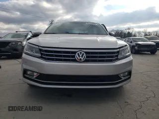 2018 Volkswagen Passat SE z VIN 1VWBA7A34JC016593, wystawiony jako Copart lot #86755894 z przebiegiem 98 351 mil mil oraz Szkoda całkowita • Salvage title. Historia ofert i sprzedaży dostępna na DreamBid. Obrazek 5.