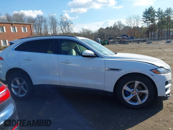 2019 Jaguar F-Pace 25t Premium с VIN SADCJ2FX2KA357093, выставлен на аукционе IAAI как лот 41432963 с пробегом 97 130 миль миль и . История ставок и продаж доступна на DreamBid. Изображение 13.
