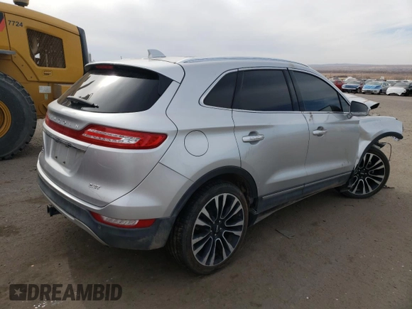 2019 Lincoln MKC Reserve with VIN 5LMTJ3DH1KUL25868, listed as a Copart auction lot 87401644 with Not Provided miles and Salvage Title. Bid and sale history available at DreamBid. Image 3.