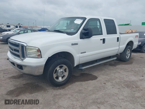 2006 Ford Super Duty F-250 XL with VIN 1FTSW21P76EB12899, listed as a IAAI auction lot 42137172 with 211,705 mi miles. Bid and sale history available at carsss.com. Image 17.