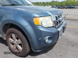 2011 Ford Escape Limited with VIN 1FMCU0E78BKB28559, listed as a IAAI auction lot 41951972 with 213,913 mi miles. Bid and sale history available at carsss.com. Image 12.