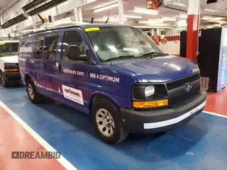 2013 Chevrolet Express Cargo z VIN 1GCSGAFX2D1138833, wystawiony jako IAAI lot #42521021 z przebiegiem 103 313 mil mil oraz . Historia ofert i sprzedaży dostępna na DreamBid. Obrazek 9.